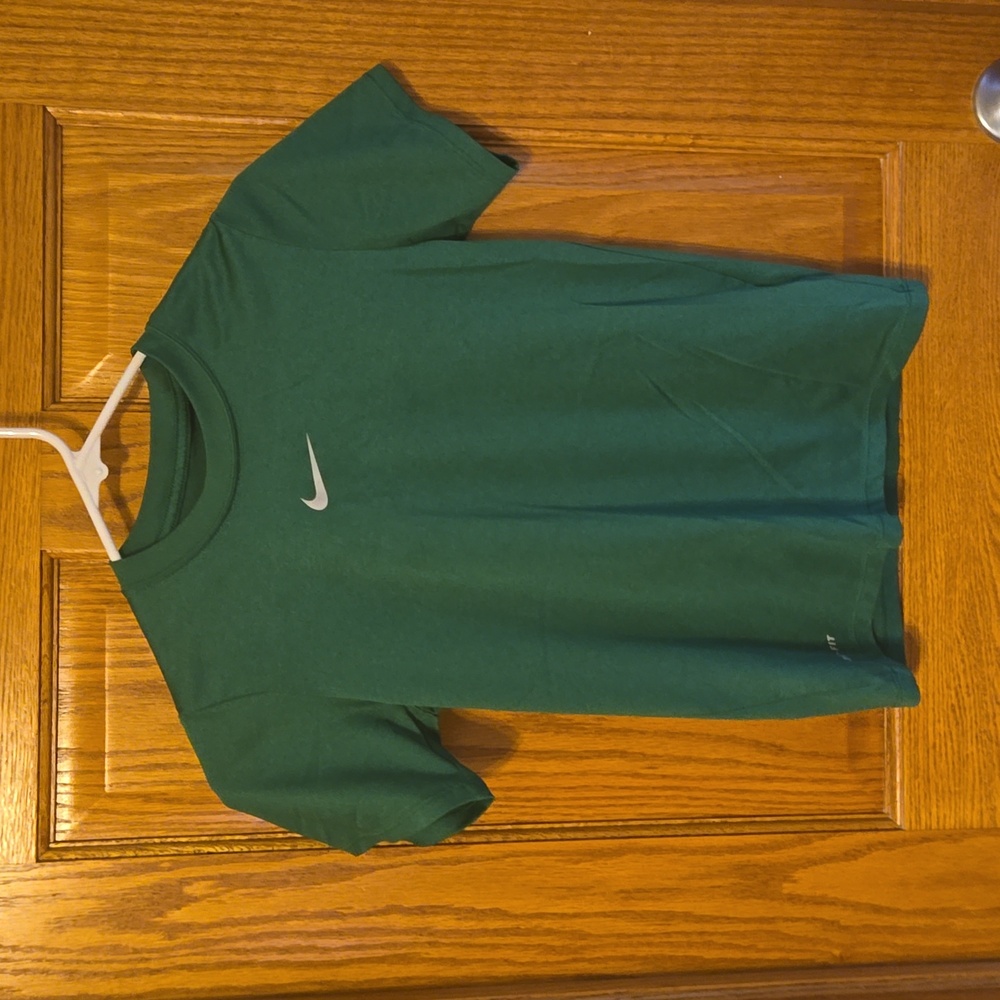 Nike youth boys size small